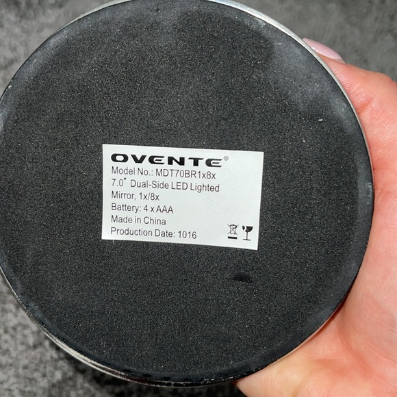 Ovente Dual Sided LED Lighted Mirror, Stainless Steel - Picture 6 of 7